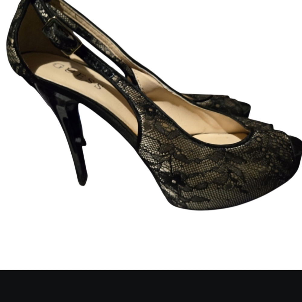 Elegant Black Lace Peep-Toe Heels 3 Inch Heel,  1 Inch Toe Stunning By Guess